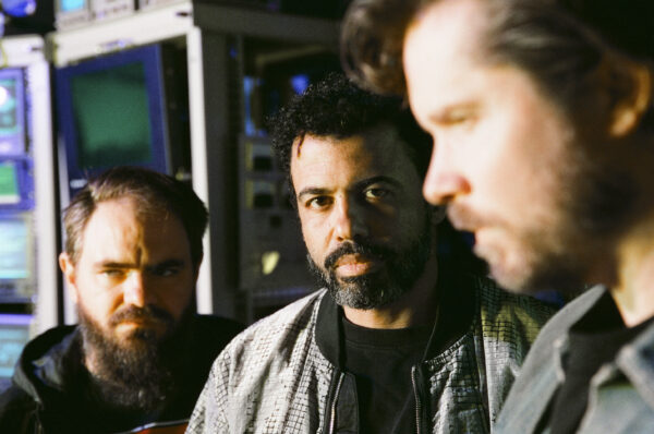 CLIPPING. (US)